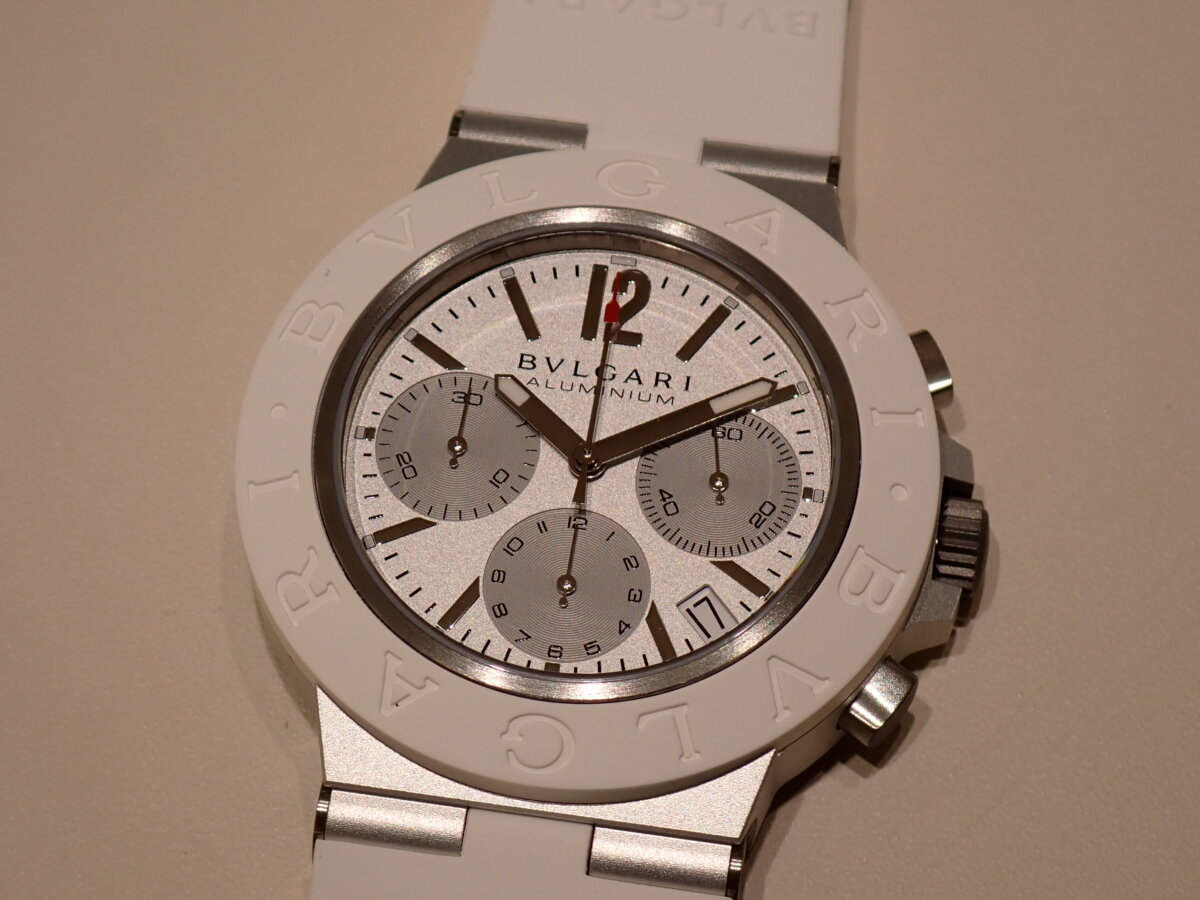 【ブルガリ】ブルガリアルミニウムホワイトこの夏1押しのスポーツウォッチ! - BVLGARI