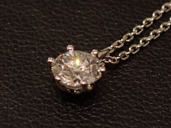 ダイヤモンドの品質がわかる?ダイヤモンド4Cってなに? - Select Jewelry