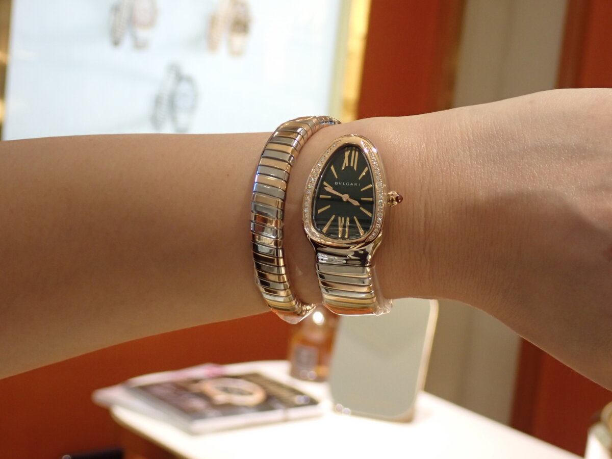 ブルガリ セルペンティとは?巻きつく蛇が象徴する女性の強さと美しさ - BVLGARI