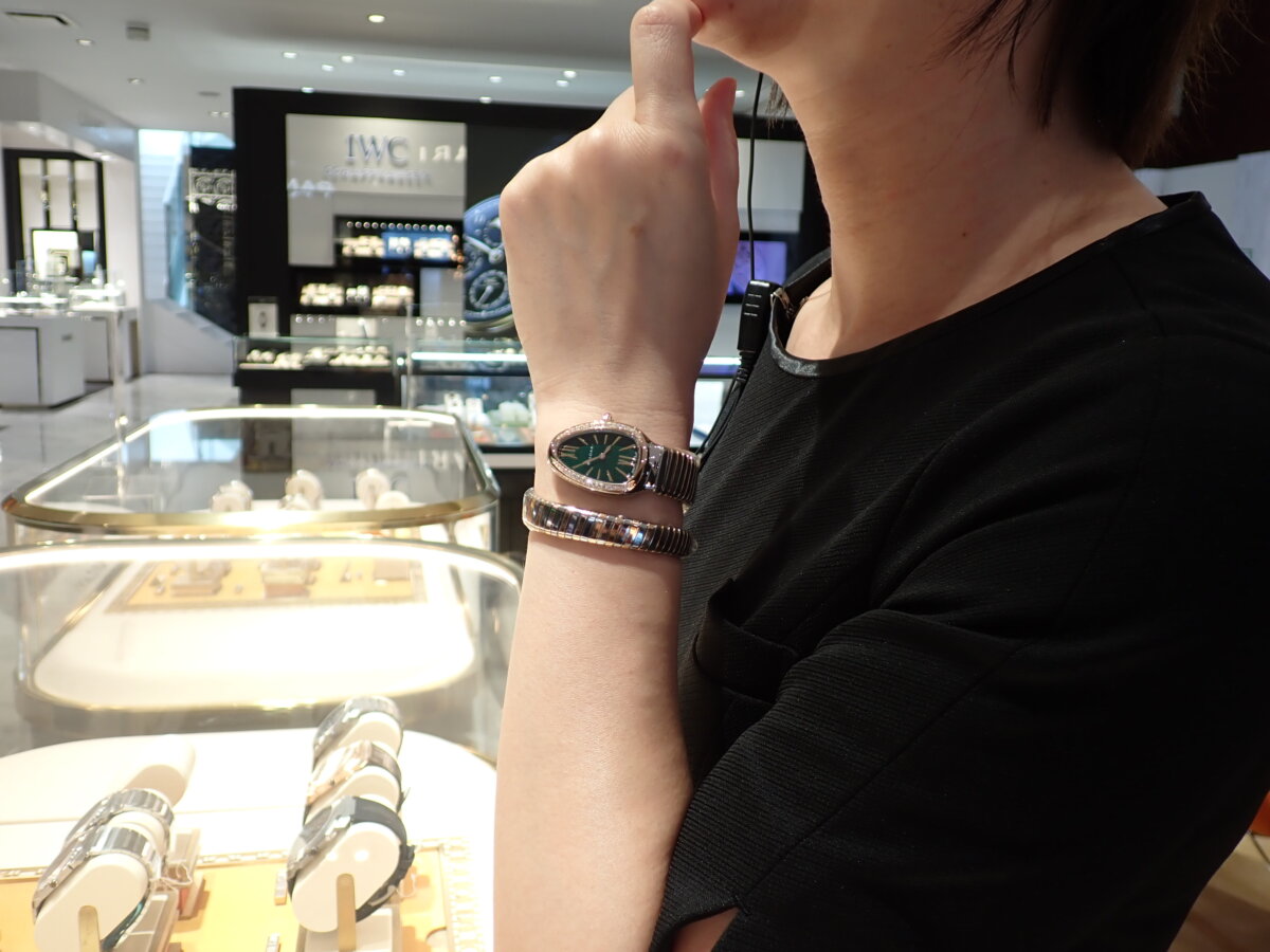 ブルガリ セルペンティとは?巻きつく蛇が象徴する女性の強さと美しさ - BVLGARI