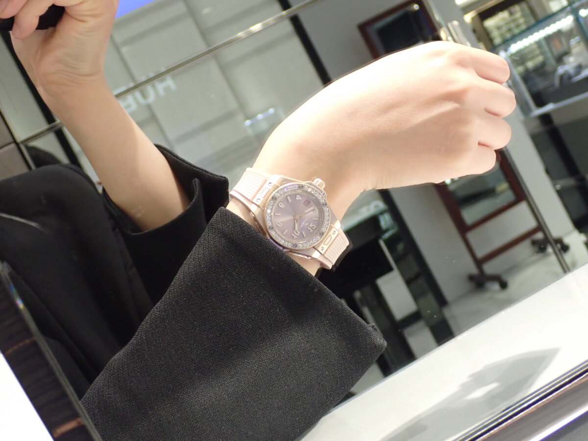 【ウブロ】女性につけてほしい!販売員オススメモデル3選をご紹介! - HUBLOT