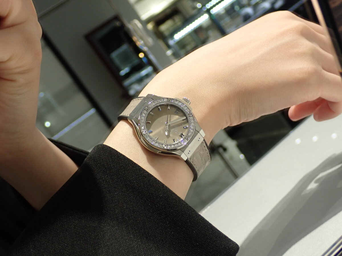 【ウブロ】女性につけてほしい!販売員オススメモデル3選をご紹介! - HUBLOT