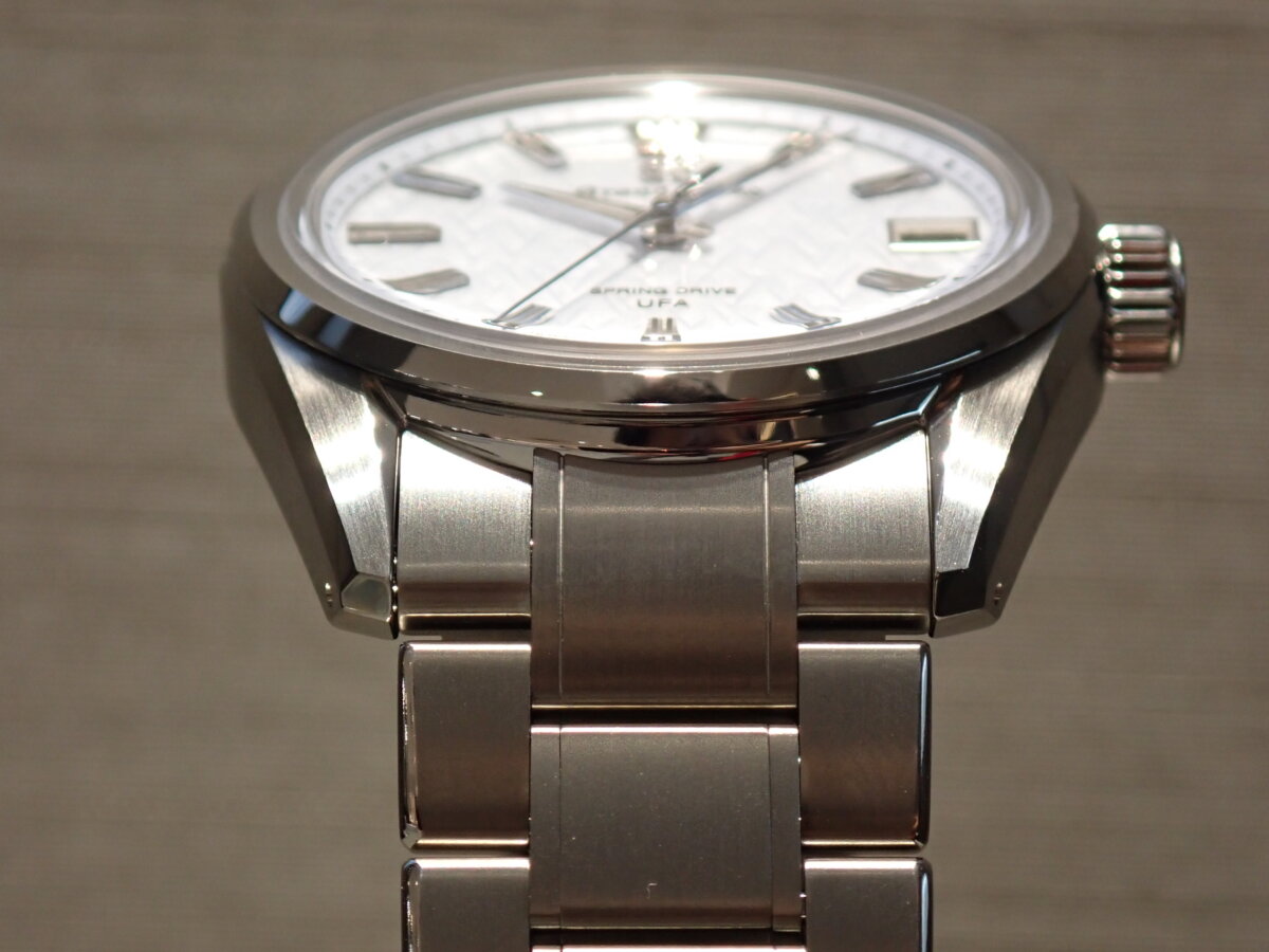 画像 グランドセイコーが新たに生み出した精度世界一のゼンマイ時計「U.F.A.」 - Grand Seiko