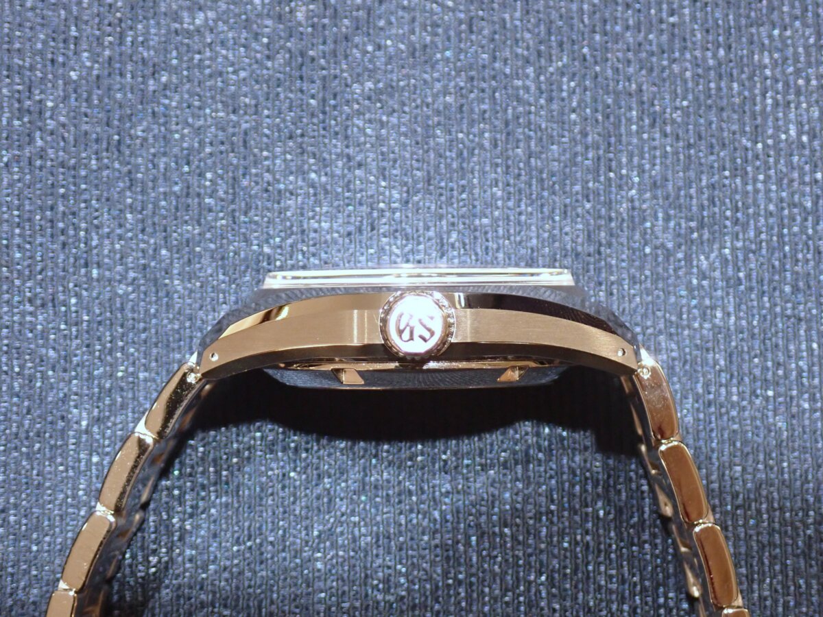 画像 グランドセイコーが新たに生み出した精度世界一のゼンマイ時計「U.F.A.」 - Grand Seiko