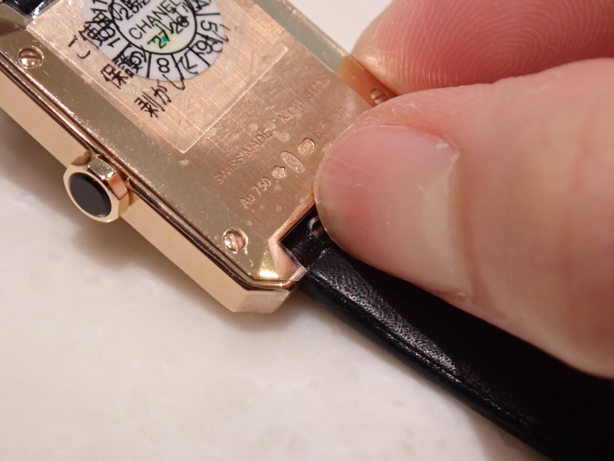 【シャネル】ベルトの交換が簡単にできる腕時計？今日の服装に合わせてベルトを選びましょう！ - CHANEL 