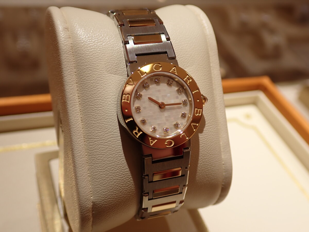 【2025年最新】ブルガリ・ブルガリ MOPモザイクダイアルが輝く23mmレディースウォッチの魅力 - BVLGARI 