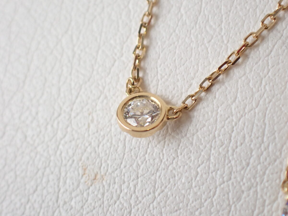 プレゼントといえば？アーカーの一粒ダイヤネックレス - AHKAH 