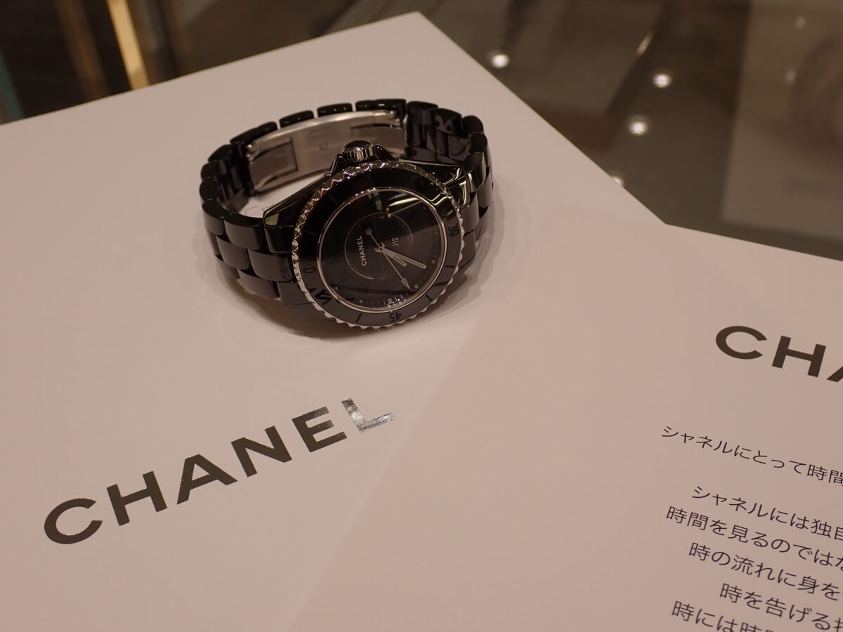 CHANEL ブラック腕時計 シャネル】黒好きさん必見！ケースもダイヤルも真っ黒？オールブラック