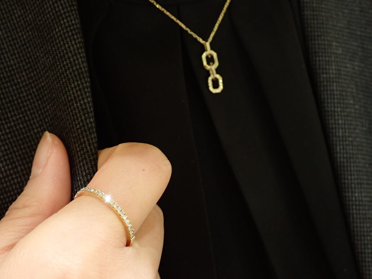 【ジュエリー】クリスマスプレゼントはもう決まった?アーカーからオススメジュエリーをご紹介! - AHKAH ◇JEWELRY お知らせ フェア・イベント おすすめ情報