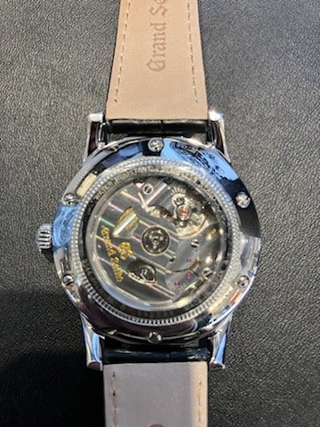 【グランドセイコー】冬に着用したいオススメ雪雫をご紹介！ - Grand Seiko 