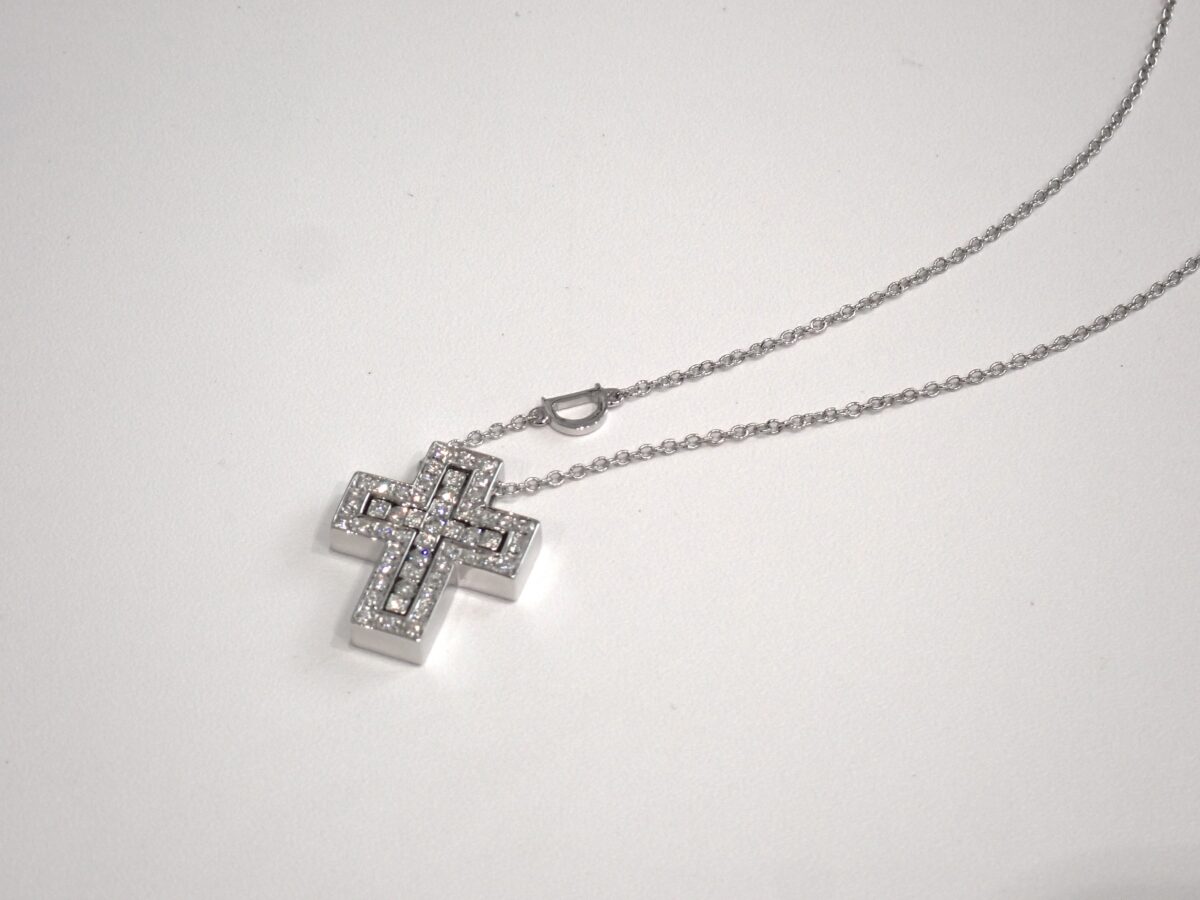 【ダミアーニ】冬にピッタリなホワイトゴールドジュエリーを『ダミアーニ』からご紹介！ - DAMIANI 