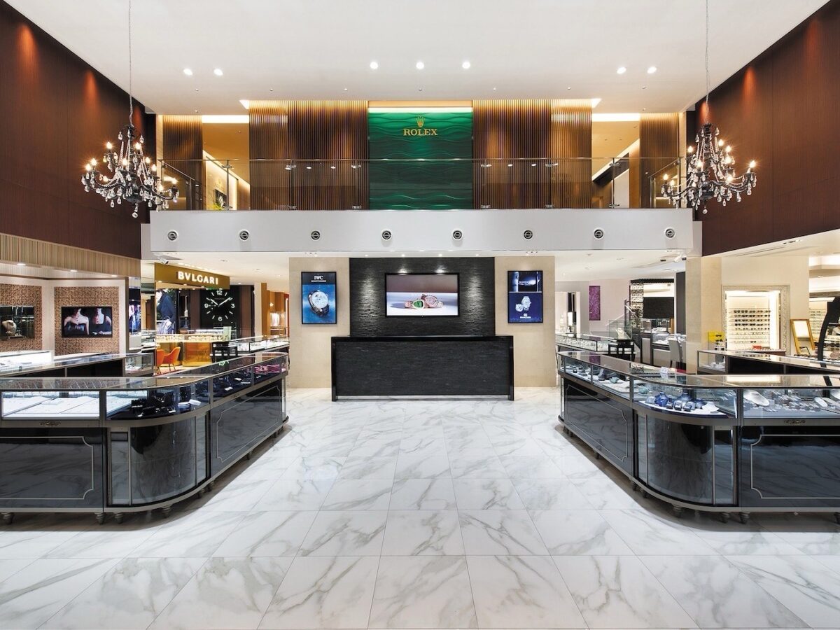 1月は価格改定ラッシュ！時計・ジュエリーの改定日は？ - BREITLING ◇JEWELRY DAMIANI HUBLOT MESSIKA IWC TAG Heuer 