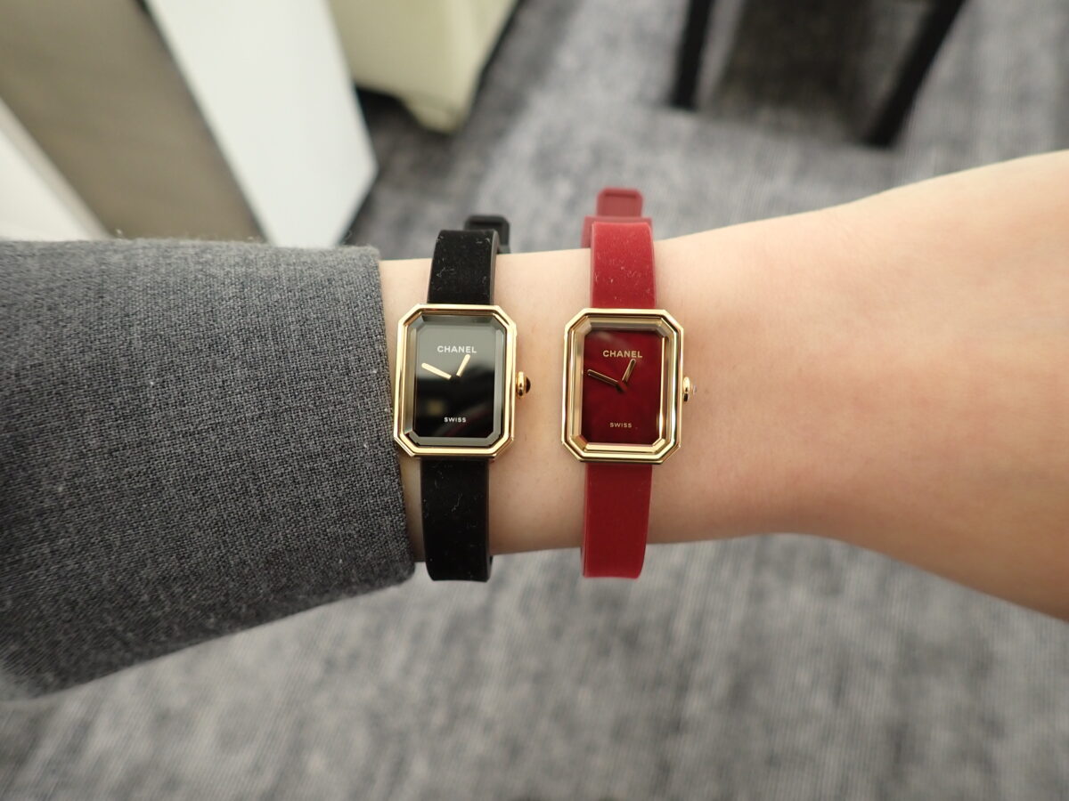 【シャネル】『プルミエール リボン』のブラックとレッドの違いって？2本を比べてみた！ - CHANEL 
