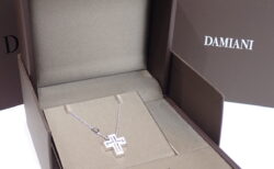 【ダミアーニ】冬にピッタリなホワイトゴールドジュエリーを『ダミアーニ』からご紹介！