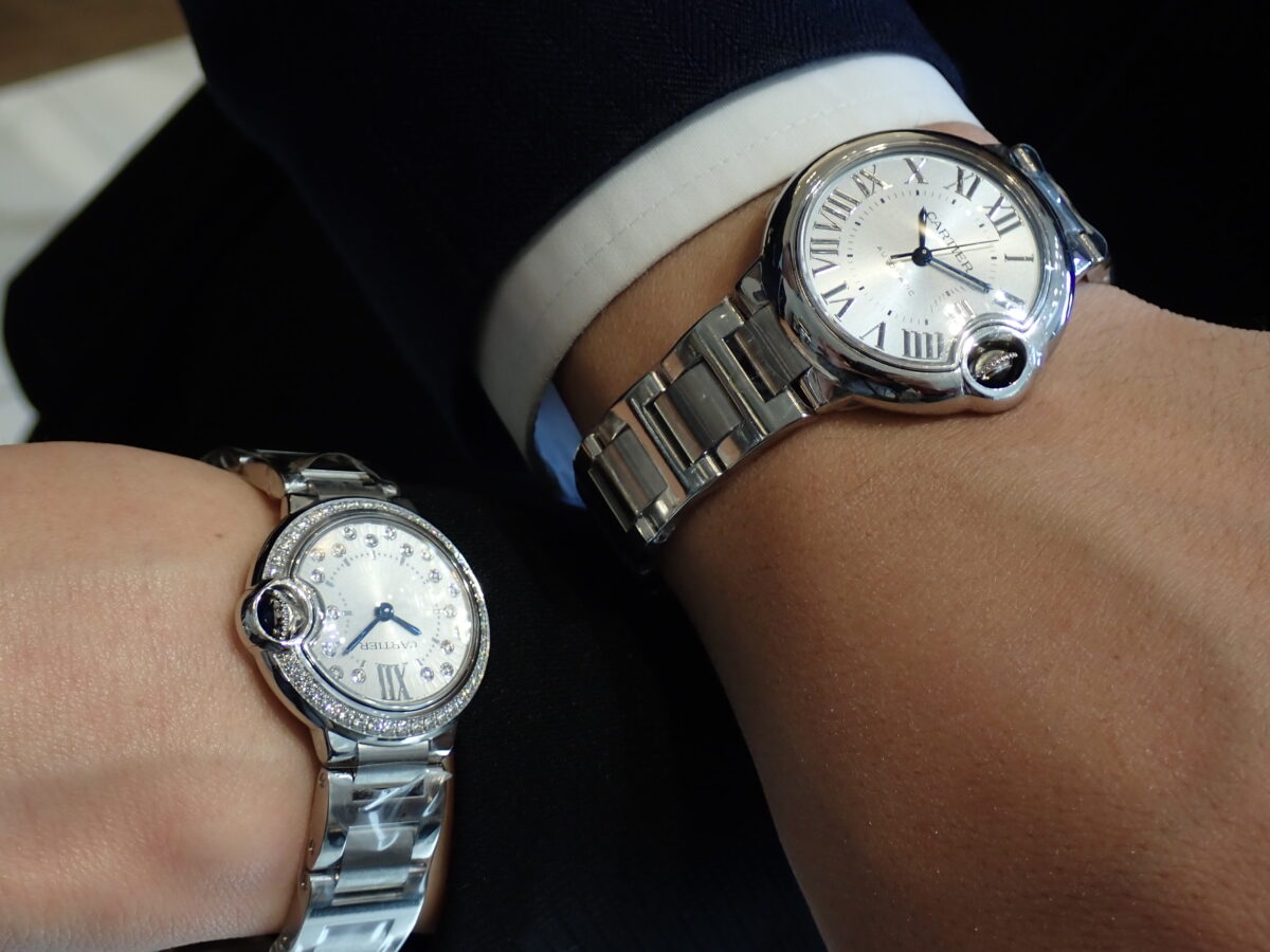 【カルティエ】’’ただの丸型じゃない’’？バロンブルーの魅力の秘密 - Cartier 