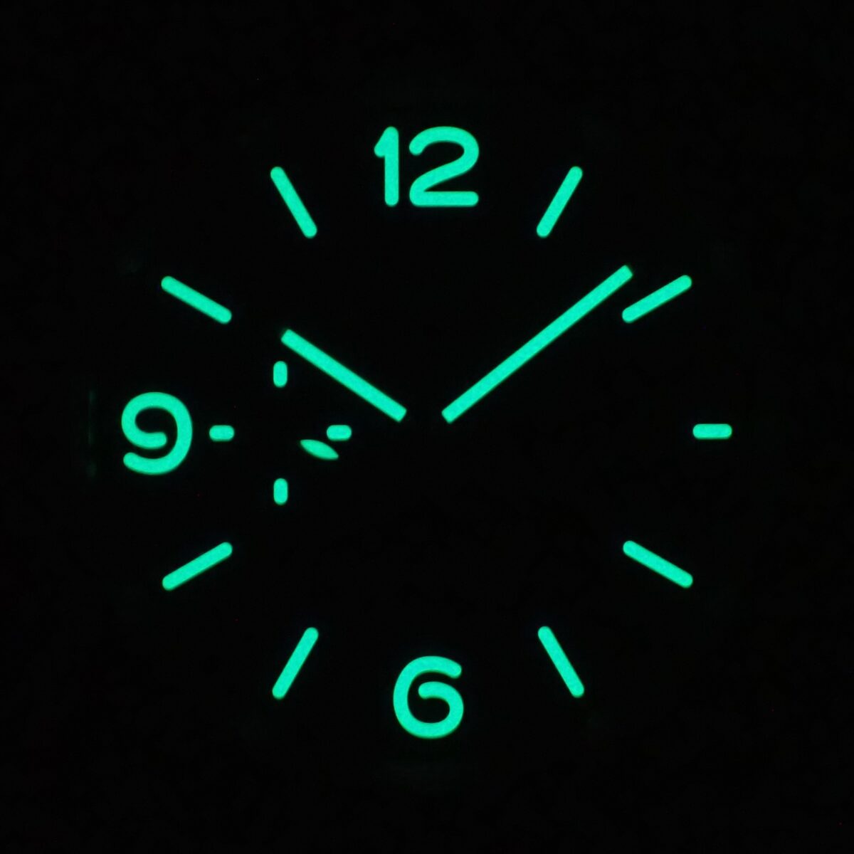 ルミノールの種類と魅力 - おすすめ情報 PANERAI 