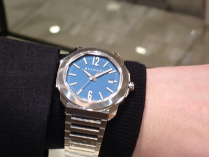 目が離せない時計といえば、ブルガリ “オクト ローマ”