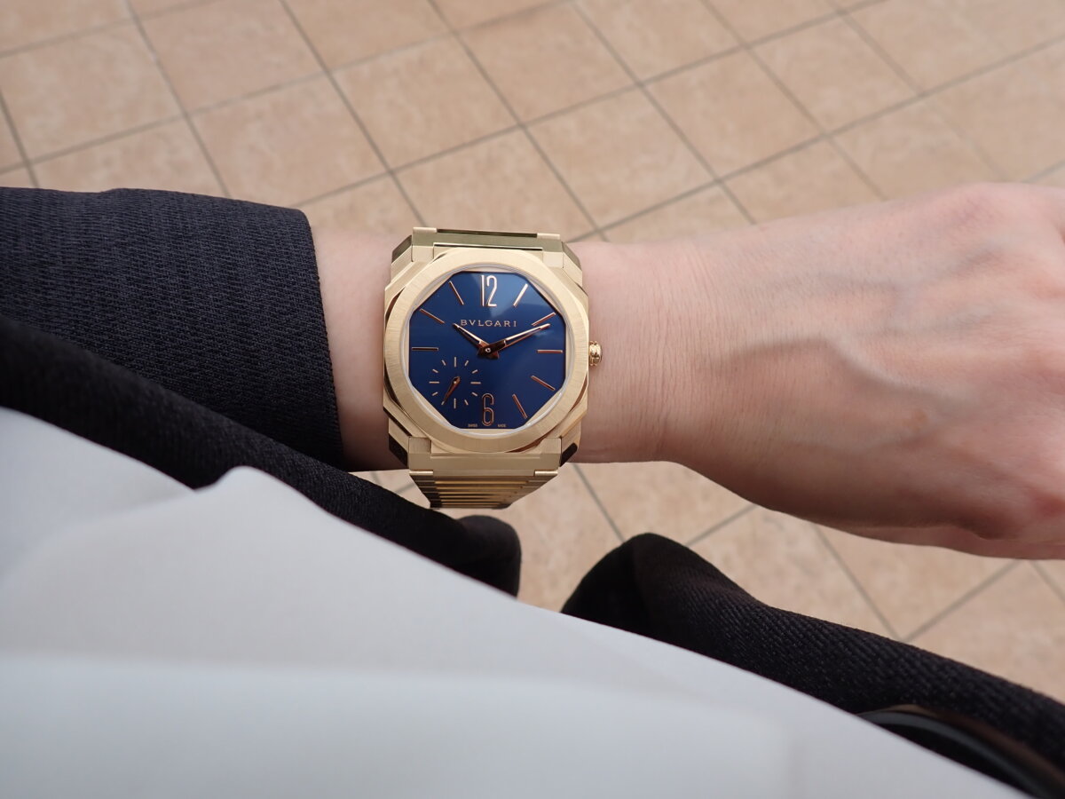 ＜BVLGARI＞ 注目される "フルゴールドウォッチ" - BVLGARI 