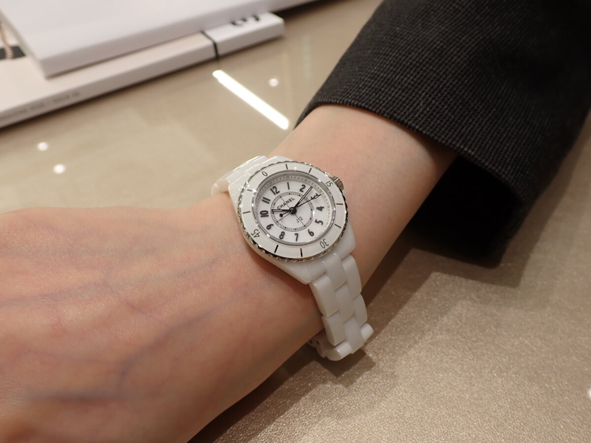 【シャネル】ウォッチズ&ワンダーズ2026 新作はJ12マットセラミックのワンショット限定!? J12新サイズはラバーストラップが…!? - CHANEL 