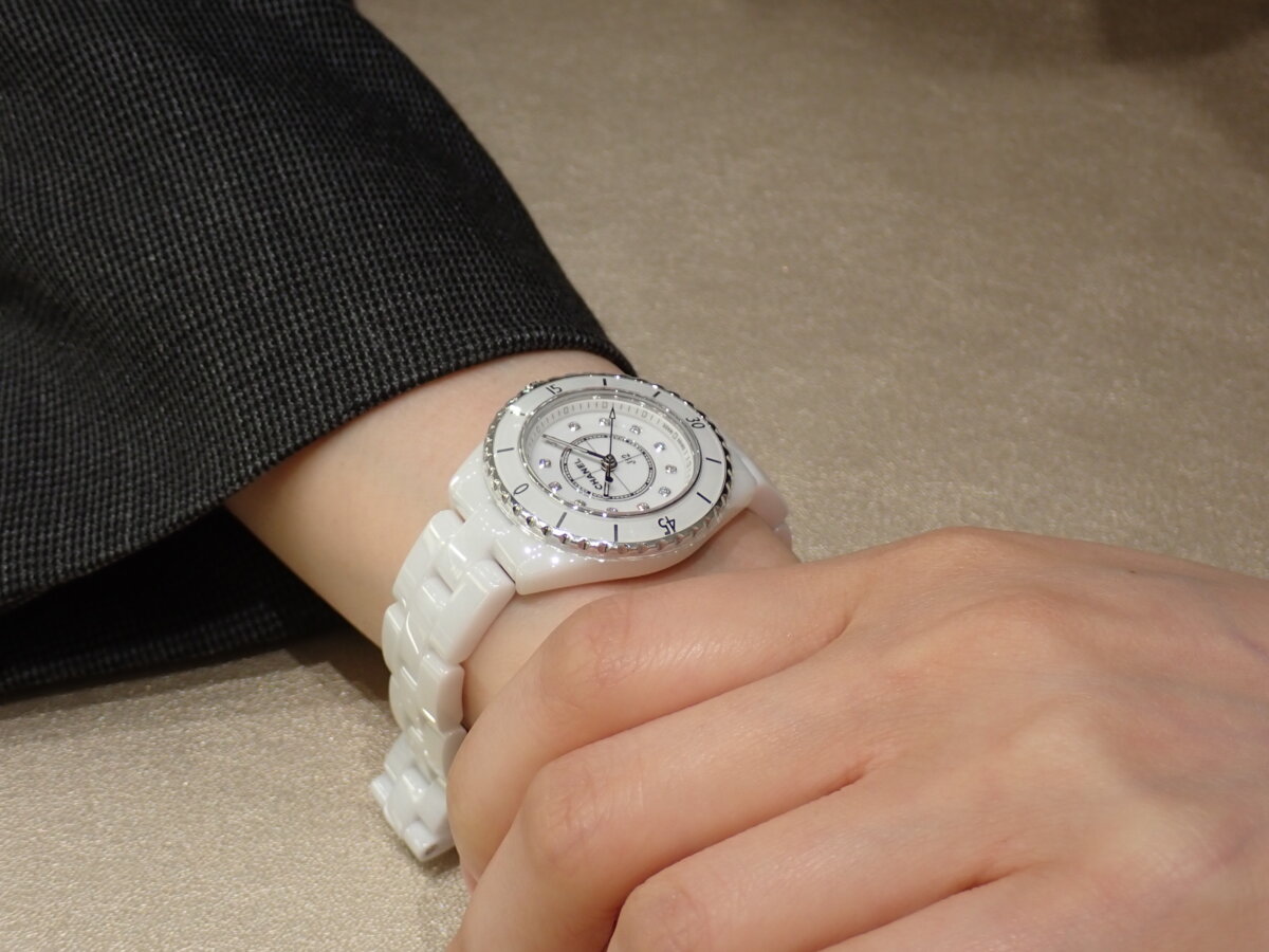 【シャネル】ウォッチズ&ワンダーズ2026 新作はJ12マットセラミックのワンショット限定!? J12新サイズはラバーストラップが…!? - CHANEL 