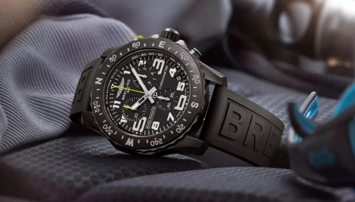 【ブライトリング】　プロフェッショナル エンデュランス プロ 44 - BREITLING 