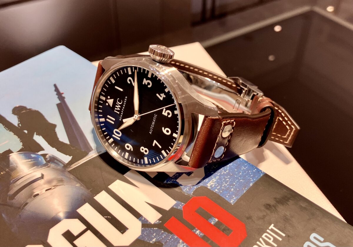 IWC腕時計 伝統と実用性を兼ね備えたIWC ビッグパイロットウォッチ 43