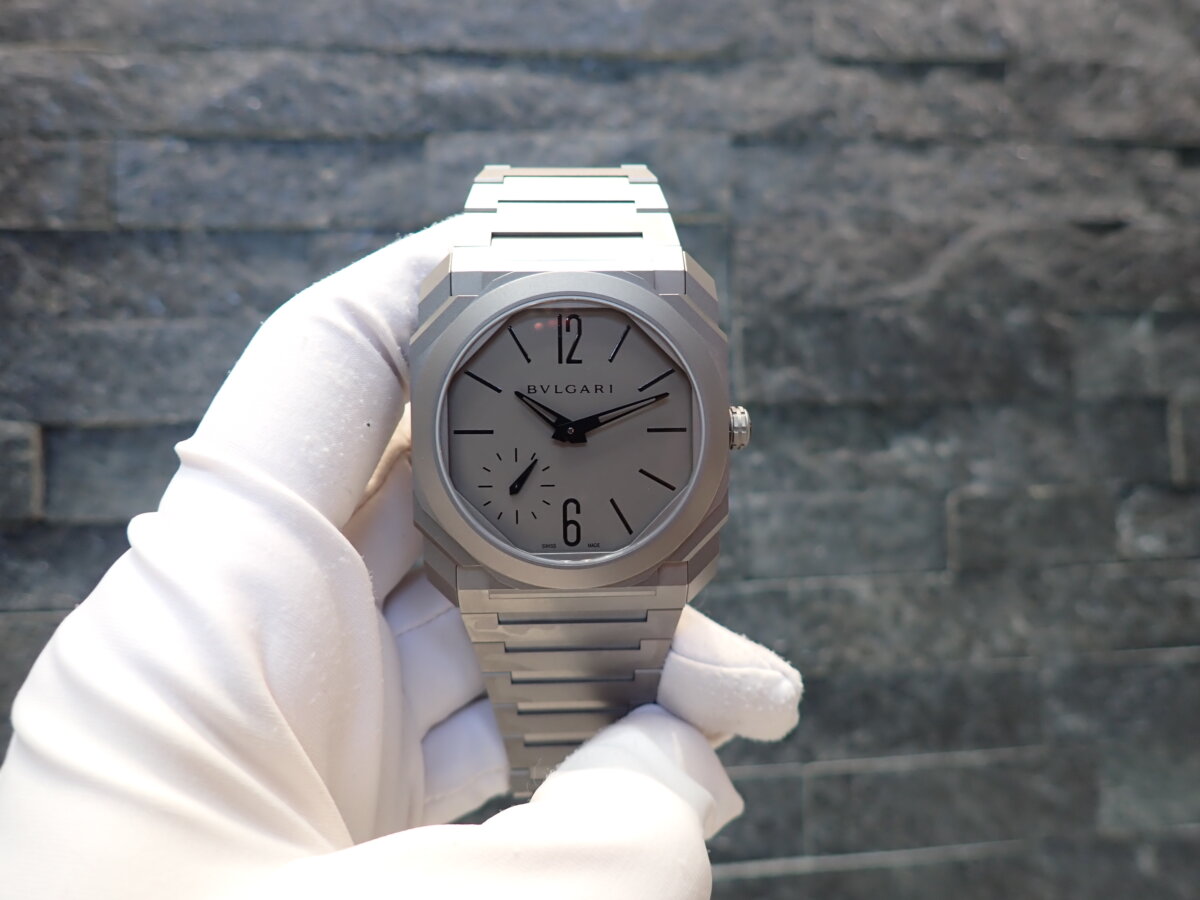 【  ブルガリ 】夏の半袖の相棒には、“”オクト フィニッシモ 37㎜“”がイチオシ！ - BVLGARI 