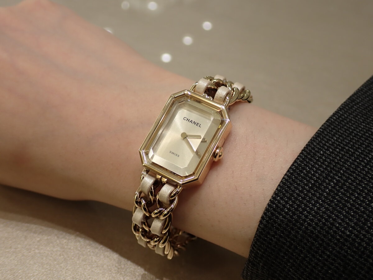【CHANEL】あの人気アイドルも購入?!数量限定新作『プルミエール ゴールデンブラウン』をご紹介! - CHANEL