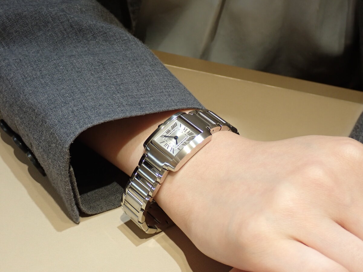 【カルティエ】ゴージャスかフェミニンか...大人気レディースパンテール、タンクフランセーズを比較!! - Cartier 