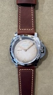 画像 Panerai PAM01735の魅力。腕に乗せた瞬間、ヴィンテージの物語が始まる - PANERAI