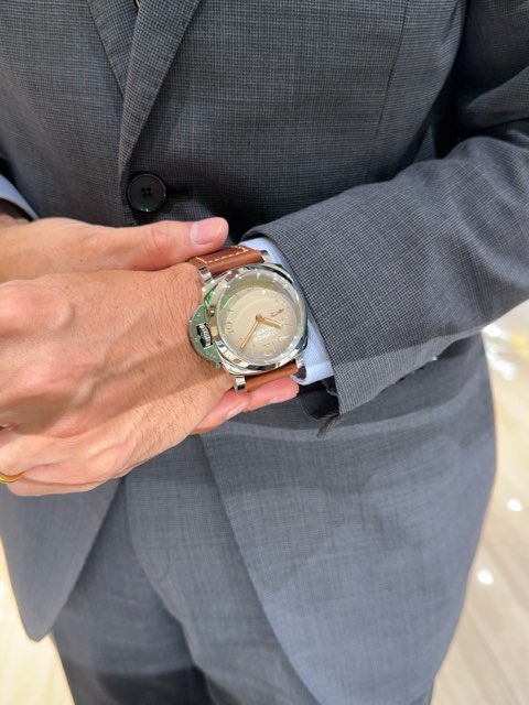 画像 Panerai PAM01735の魅力。腕に乗せた瞬間、ヴィンテージの物語が始まる - PANERAI
