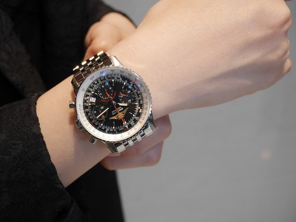 ブライトリング2015年新作限定モデルナビタイマーAOPAが入荷しました。 - BREITLING 